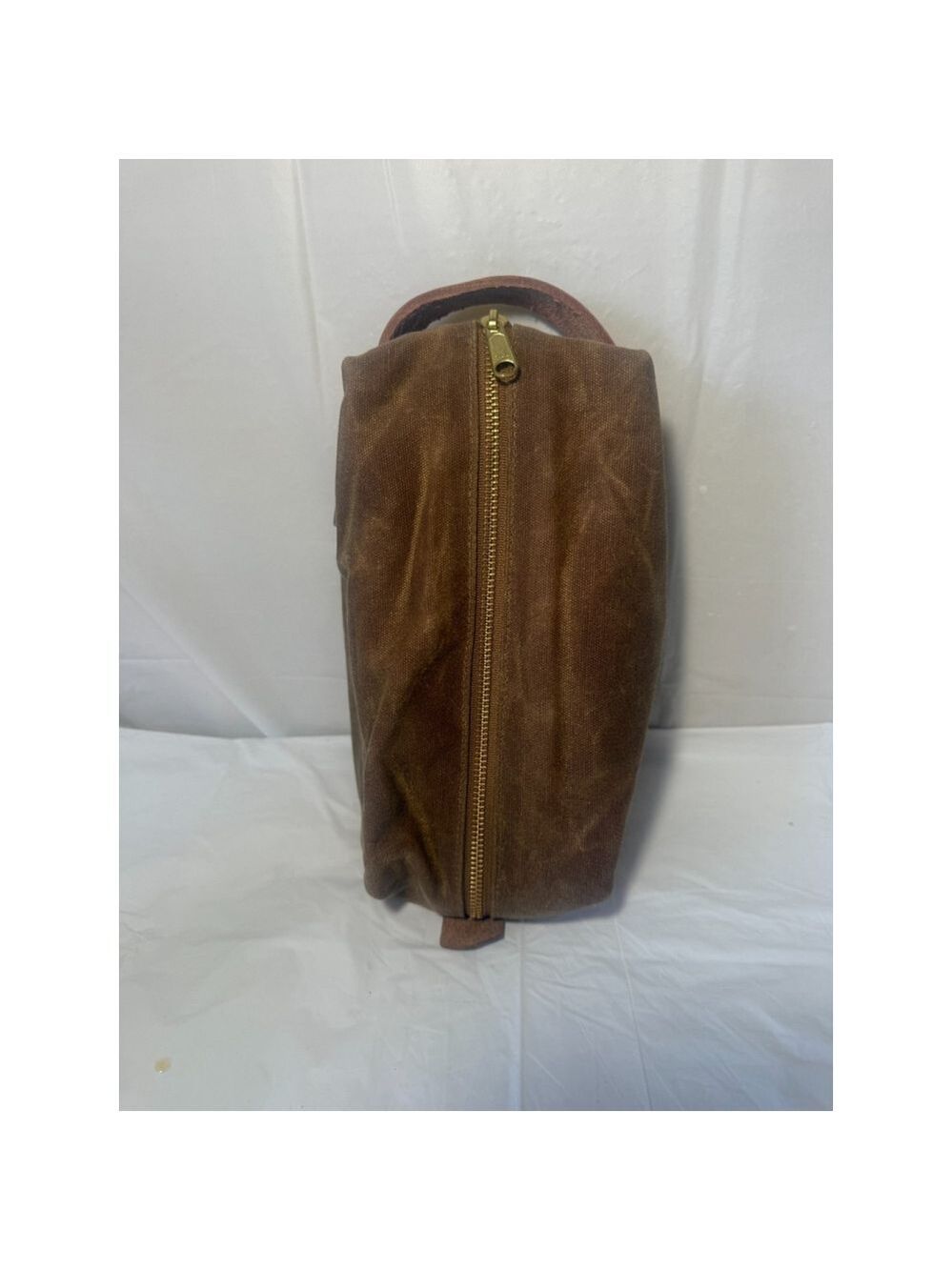 BLUE CLAW COMPANY Duck Island Dopp Kit, Tan